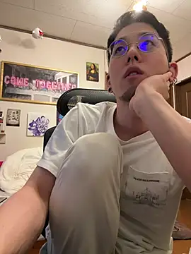 Snapshot of ippei0001 chatting on March 23, 2026, 3:12 pm ippei0001 online show from March 23, 2026, 3:12 pm