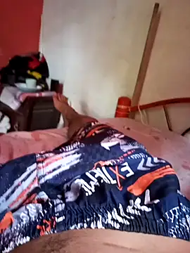 Snapshot of AlexiXxto32 chatting on November 4, 2025, 7:28 pm AlexiXxto32 online show from November 4, 2025, 7:28 pm