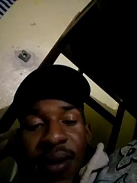 Snapshot of akram306 chatting on April 16, 2026, 9:39 pm akram306 online show from April 16, 2026, 9:39 pm