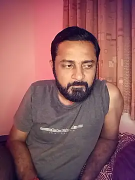 RubyEntity online show from November 15, 2025, 2:54 pm