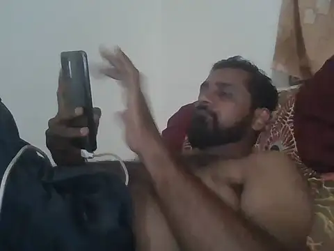 RubyEntity online show from November 12, 2025, 7:18 pm