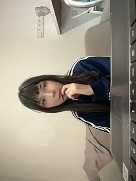 Snapshot of Lissssssa chatting on April 15, 2026, 11:38 am Lissssssa online show from April 15, 2026, 11:38 am