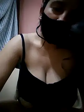 Mahi Sharma0 online show from November 10, 2025, 5:51 pm