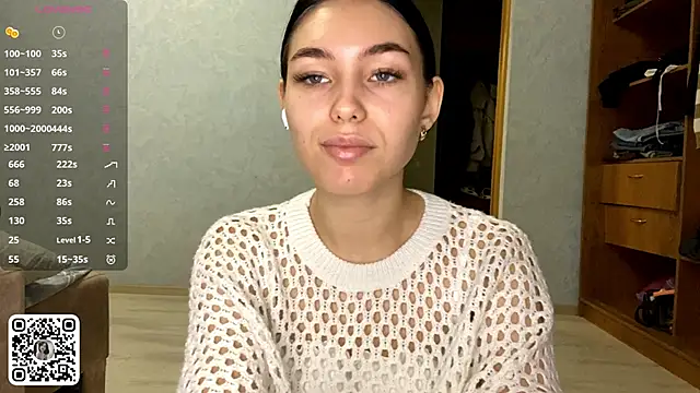 Snapshot of LonnaStehlik chatting on November 19, 2025, 3:56 pm LonnaStehlik online show from November 19, 2025, 3:56 pm
