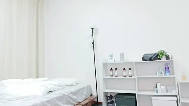 Snapshot of -aotan- chatting on May 10, 2026, 12:42 pm -aotan- online show from May 10, 2026, 12:42 pm