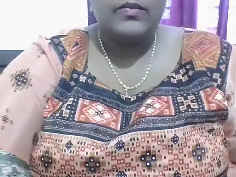 hootypriya online show from April 9, 2026, 7:47 am