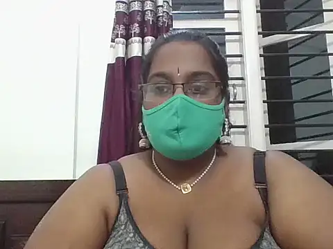 hootypriya online show from February 8, 2026, 10:29 pm