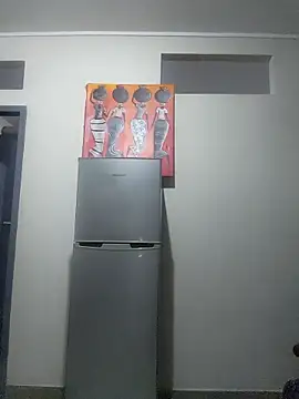 Snapshot of Mommy_Sienna chatting on December 19, 2025, 10:56 pm Mommy Sienna online show from December 19, 2025, 10:56 pm