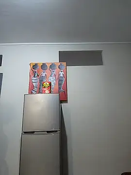 Snapshot of Mommy_Sienna chatting on November 16, 2025, 3:17 pm Mommy Sienna online show from November 16, 2025, 3:17 pm