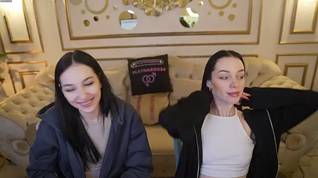 Rita Moon054 online show from April 8, 2026, 10:39 am