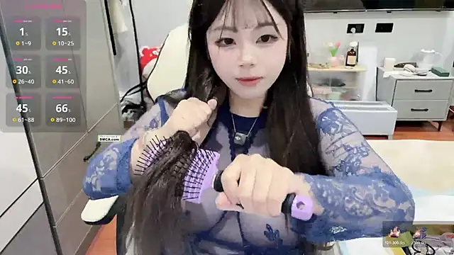 Snapshot of Chayka_21 chatting on February 16, 2026, 1:54 pm Chayka 21 online show from February 16, 2026, 1:54 pm