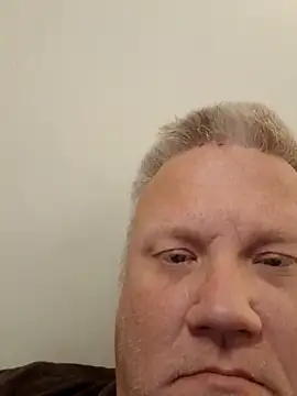 Jbirdb800 online show from November 5, 2025, 4:21 pm