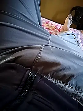 69 HOT 69 online show from November 6, 2025, 2:59 am