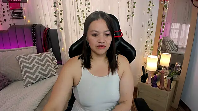 Snapshot of Victoria_Wilde_ chatting on November 15, 2025, 11:25 am Victoria Wilde online show from November 15, 2025, 11:25 am