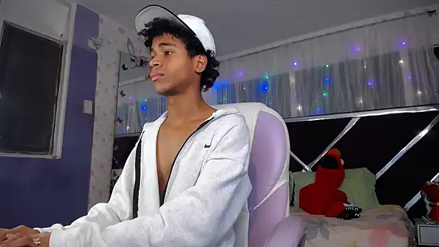 Santy bigcock 01 online show from May 31, 2026, 8:53 pm