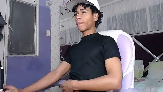 Santy bigcock 01 online show from May 23, 2026, 12:15 pm