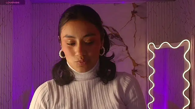 PEACHY TAY online show from April 15, 2026, 11:59 am