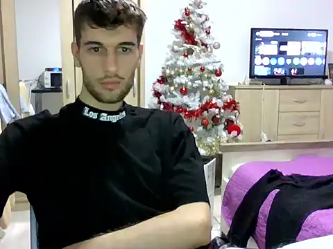 Snapshot of nikolasnik50 chatting on December 3, 2025, 10:20 pm nikolasnik50 online show from December 3, 2025, 10:20 pm