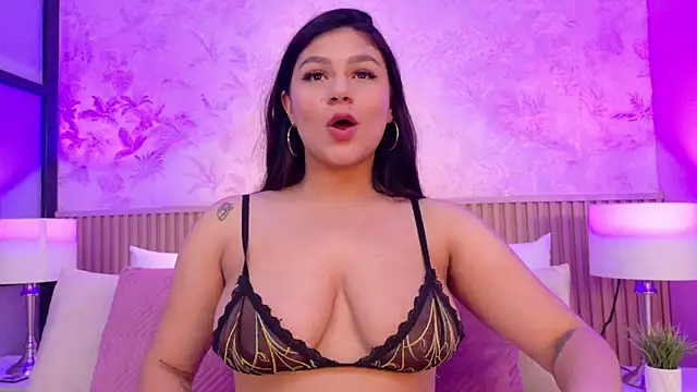 ValeriaMonet online show from May 30, 2026, 8:03 pm
