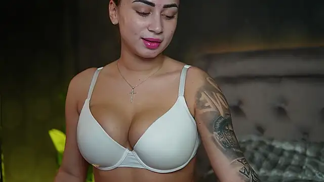 AmeliaJupiter online show from November 15, 2025, 9:08 pm