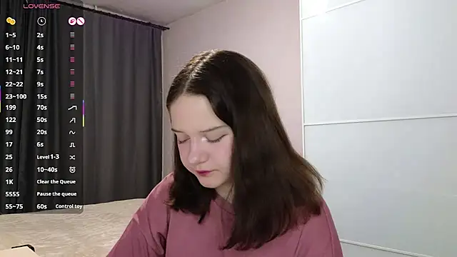 Snapshot of AlissaGerardo chatting on March 27, 2026, 5:25 pm AlissaGerardo online show from March 27, 2026, 5:25 pm