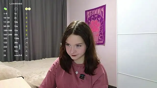 Snapshot of AlissaGerardo chatting on April 17, 2026, 12:08 pm AlissaGerardo online show from April 17, 2026, 12:08 pm