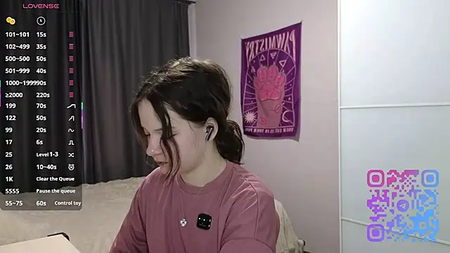 Snapshot of AlissaGerardo chatting on April 7, 2026, 11:01 am AlissaGerardo online show from April 7, 2026, 11:01 am