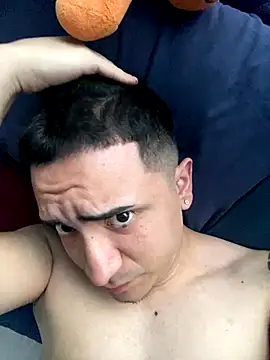 Nesukke online show from November 4, 2025, 9:51 pm