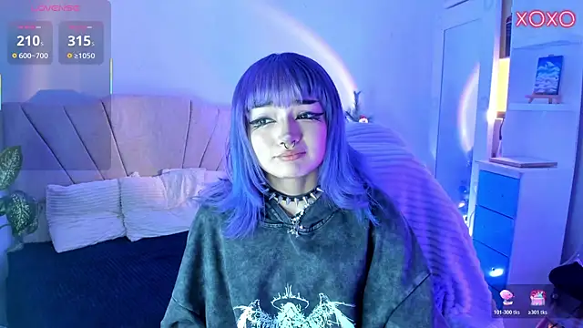 Snapshot of ravencollen chatting on December 4, 2025, 8:30 pm ravencollen online show from December 4, 2025, 8:30 pm