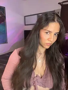 Snapshot of alisaa_jhons1 chatting on November 21, 2025, 2:21 am alisaa jhons1 online show from November 21, 2025, 2:21 am