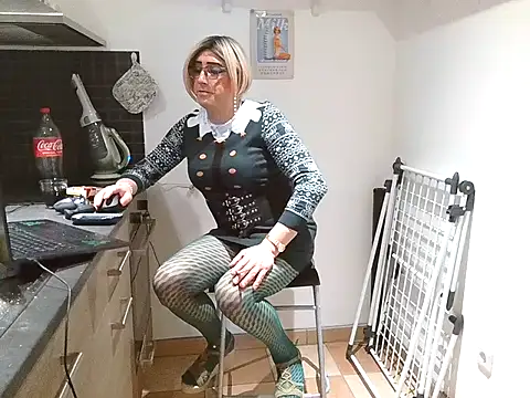 Snapshot of AgnesCross39 chatting on November 26, 2025, 2:00 am AgnesCross39 online show from November 26, 2025, 2:00 am