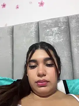 Snapshot of Anny_arango1 chatting on May 18, 2026, 4:01 am Anny arango1 online show from May 18, 2026, 4:01 am