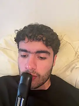 Snapshot of Leoncitooo987 chatting on December 1, 2025, 8:53 pm Leoncitooo987 online show from December 1, 2025, 8:53 pm