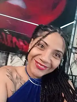 Rousanyel online show from November 5, 2025, 5:05 pm