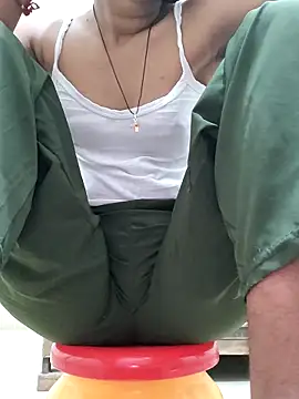 Isha kumari 69 online show from March 14, 2026, 4:40 am