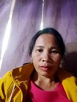 Snapshot of Ana_hoa chatting on May 9, 2026, 9:23 am Ana hoa online show from May 9, 2026, 9:23 am