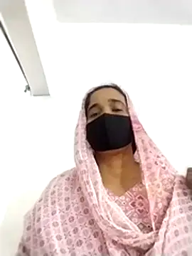 Snapshot of Fast_lady chatting on February 12, 2026, 1:00 pm Fast lady online show from February 12, 2026, 1:00 pm