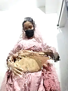 Snapshot of Fast_lady chatting on February 21, 2026, 1:02 pm Fast lady online show from February 21, 2026, 1:02 pm