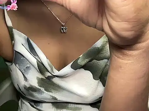 classy kritii online show from April 1, 2026, 6:59 am