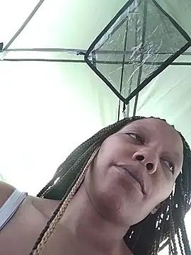 Snapshot of SITHANDRAH chatting on April 12, 2026, 7:06 pm SITHANDRAH online show from April 12, 2026, 7:06 pm