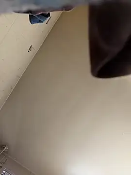 Snapshot of SITHANDRAH chatting on March 28, 2026, 3:57 pm SITHANDRAH online show from March 28, 2026, 3:57 pm