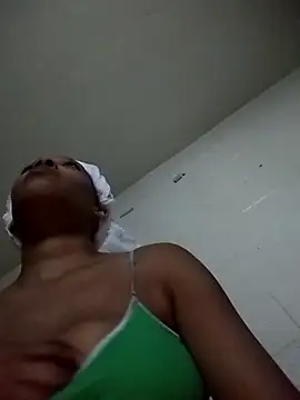 Snapshot of SITHANDRAH chatting on March 7, 2026, 10:10 am SITHANDRAH online show from March 7, 2026, 10:10 am