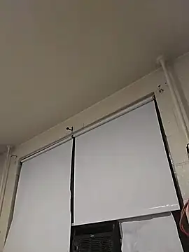 Snapshot of SITHANDRAH chatting on April 6, 2026, 7:09 am SITHANDRAH online show from April 6, 2026, 7:09 am