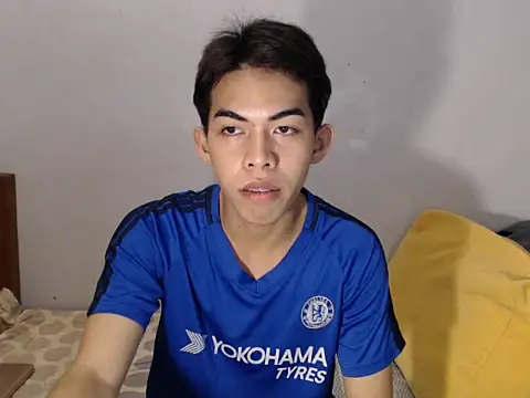 Urhotsilverboy online show from July 29, 2026, 10:03 am