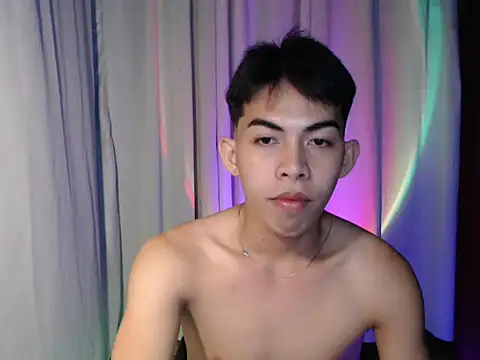 Urhotsilverboy online show from March 23, 2026, 4:18 pm