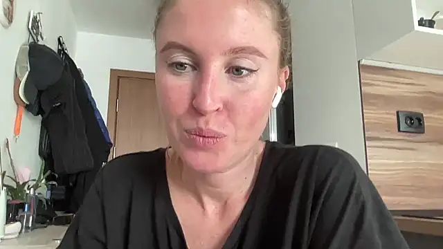 Ameli8 online show from November 27, 2025, 11:10 am