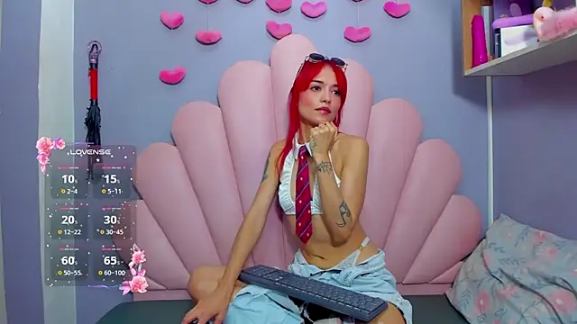 luci miller online show from November 9, 2025, 2:37 am