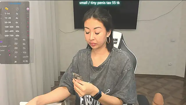 Snapshot of SofiaNour chatting on May 13, 2026, 4:03 pm SofiaNour online show from May 13, 2026, 4:03 pm