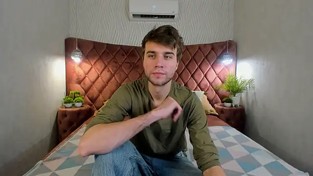 JonnahHell online show from November 9, 2025, 1:37 pm