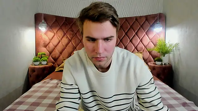 JonnahHell online show from November 5, 2025, 2:20 pm